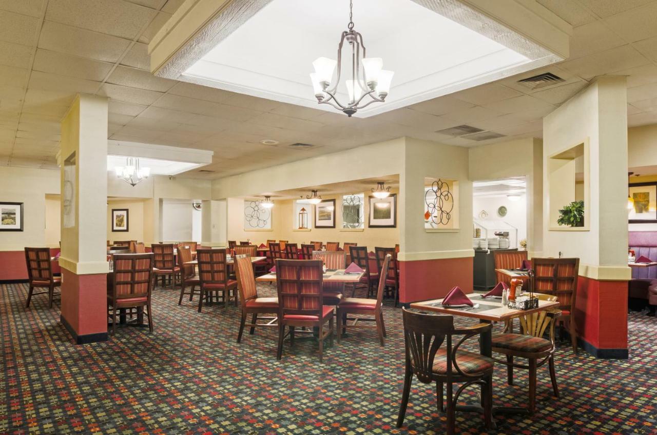 Red Lion Hotel Шайенн Экстерьер фото
